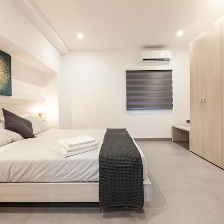 No 48 By 360 Estates *