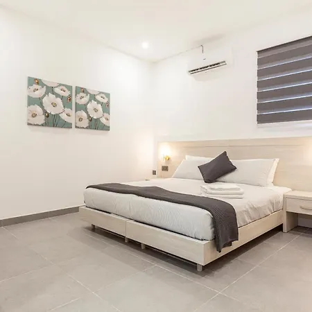 No 48 By 360 Estates بيت ضيافة *