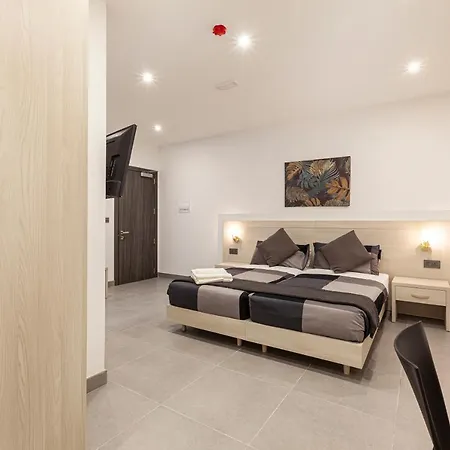 No 48 By 360 Estates بيت ضيافة *