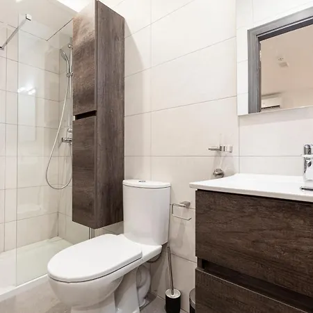 No 48 By 360 Estates بيت ضيافة