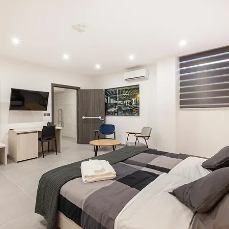 No 48 By 360 Estates بيت ضيافة