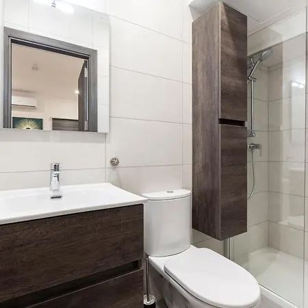 No 48 By 360 Estates بيت ضيافة *